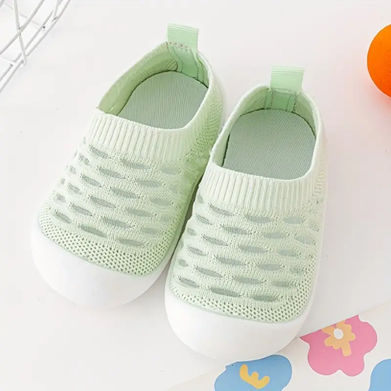 Kids' Barefoot Shoes - FlexiFeet