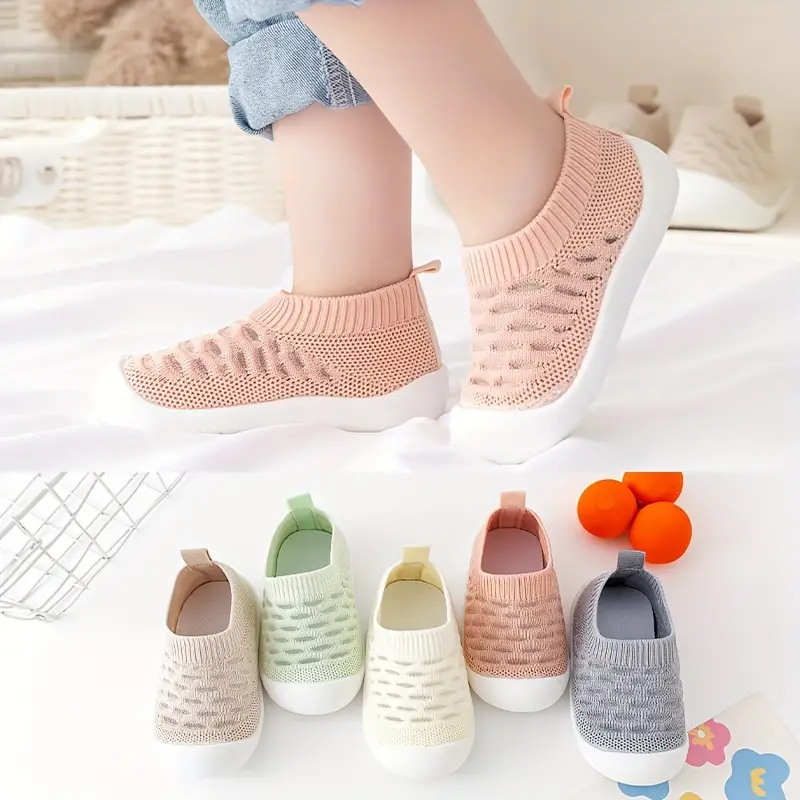 Kids' Barefoot Shoes - FlexiFeet